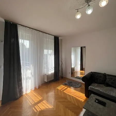 Marina2 Apartman *